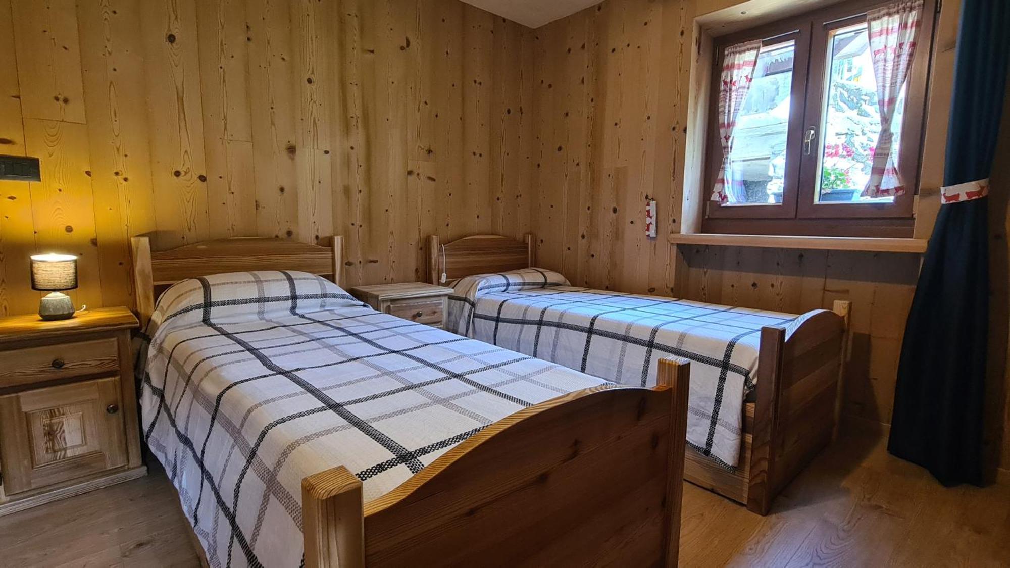Apartamento Chez Ferdinand Valtournenche Exterior foto